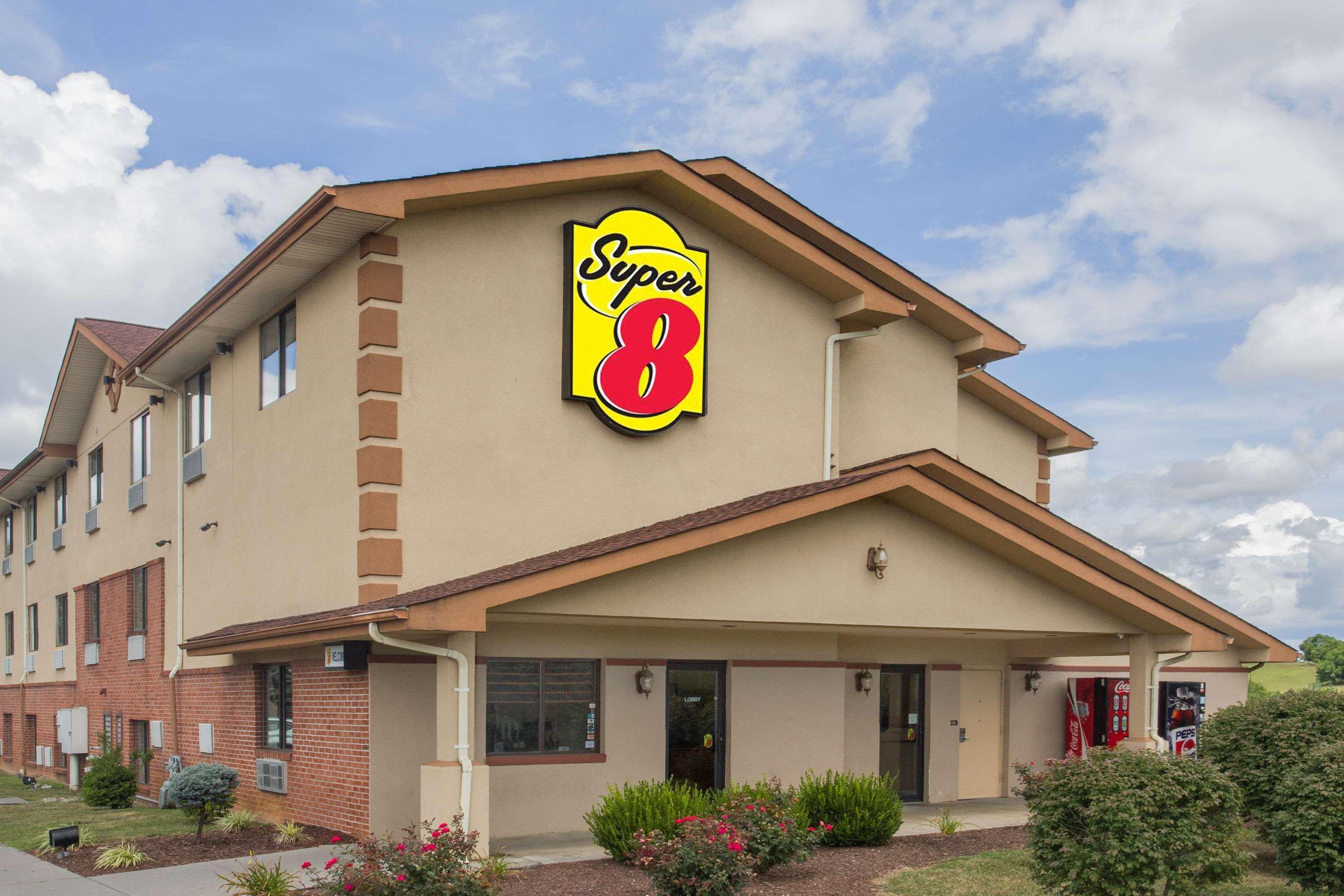 Super 8 By Wyndham Abingdon Va Hotel Exterior photo